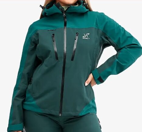 RevolutionRace silence proshell vedenpitävä takki naisille